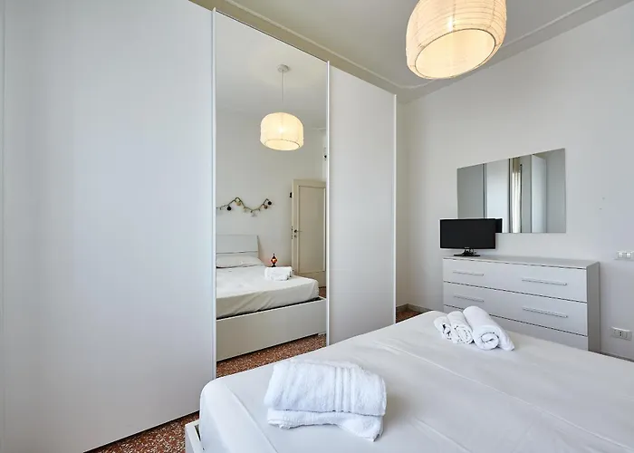Modern Comfort Steps From Tiburtina Station
