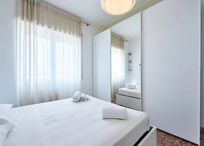 Apartment Modern Comfort Steps From Tiburtina Station